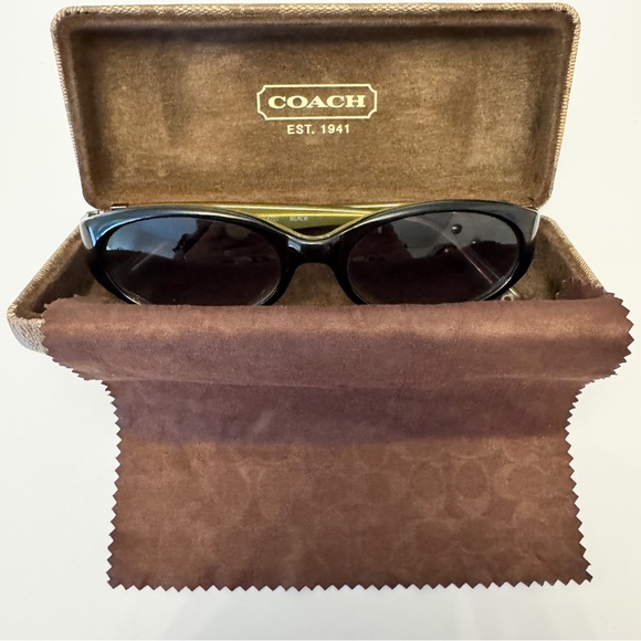 Coach Accessories - Coach Vintage 2003 Luci S422 Sunglasses in Black with hard case and cloth